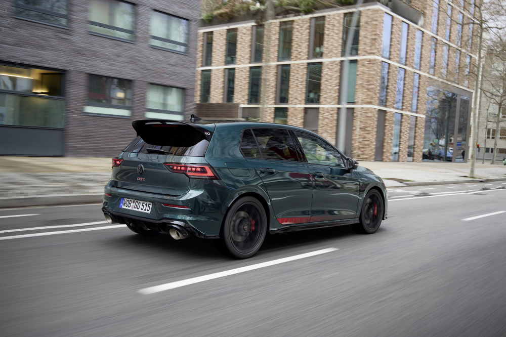 Volkswagen Golf GTI EDITION 50